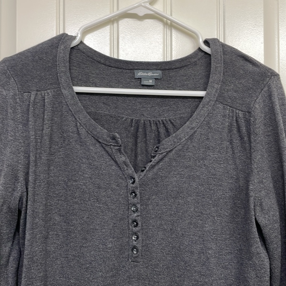 Eddie Bauer gray sweater - Picture 4 of 9